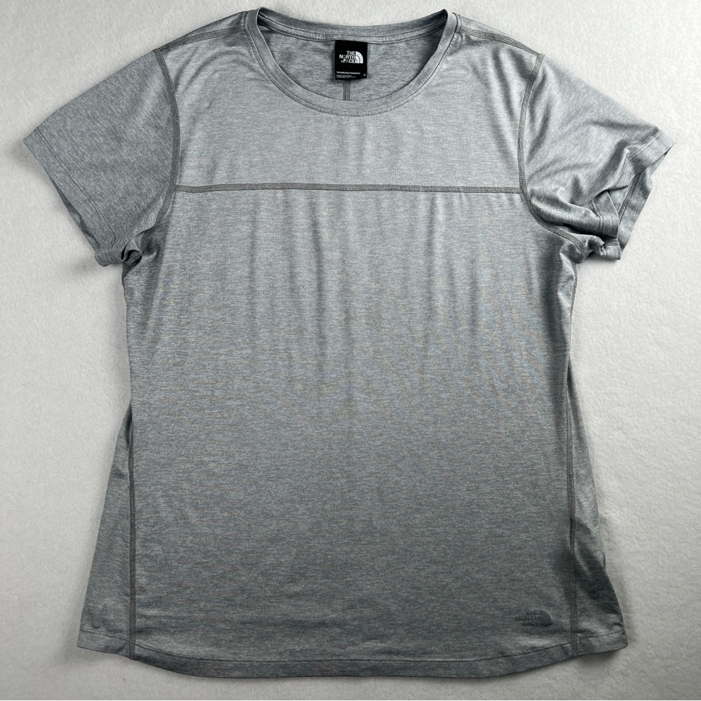 The‎ North Face Women's Lightweight Activewear Outdoor Shirt Gray Medium